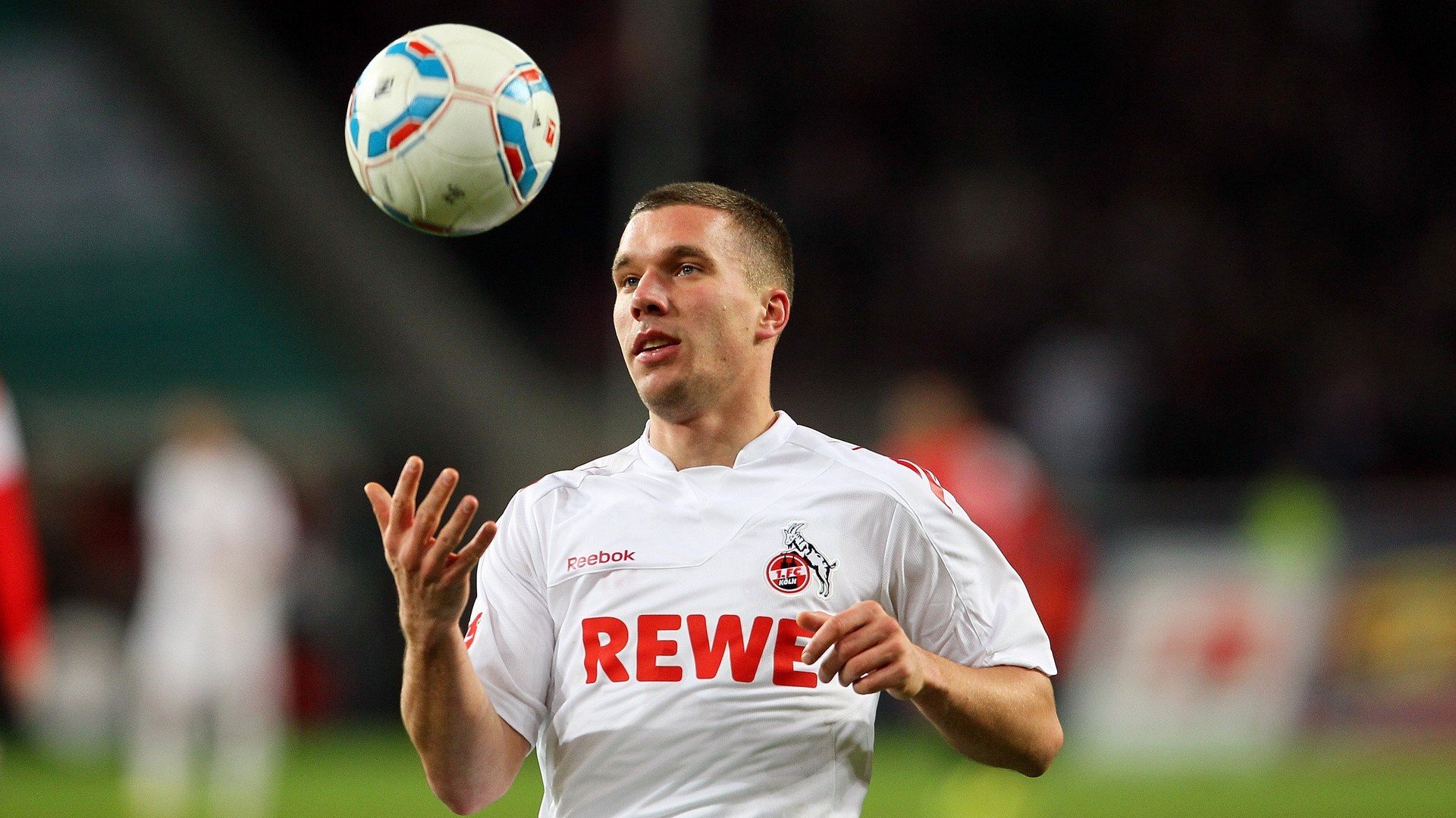 奥林匹克教育大会期间 举办“奥运项目体验日” 代表团嘉宾纷纷上场